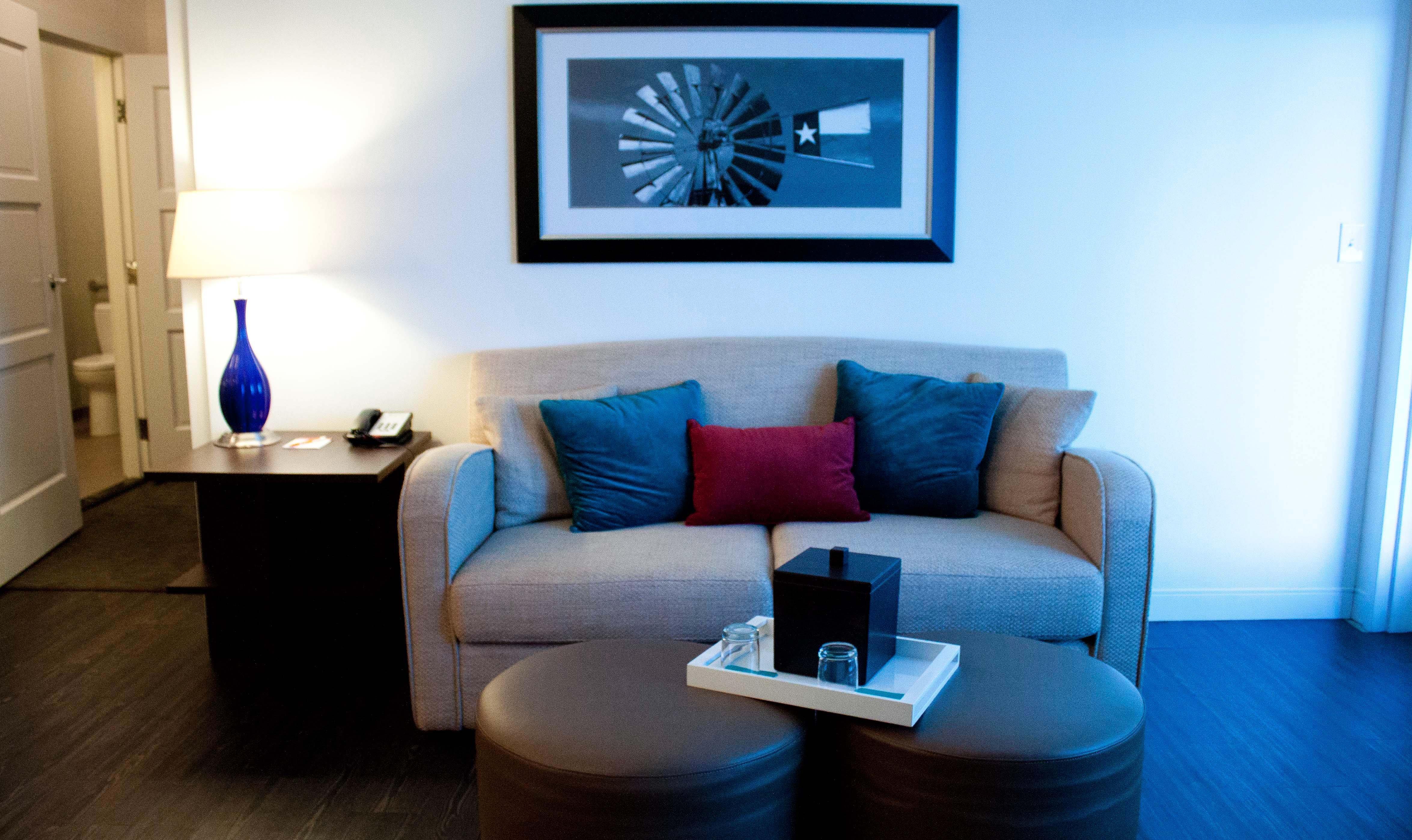 Hotel Indigo Waco By Ihg Δωμάτιο φωτογραφία